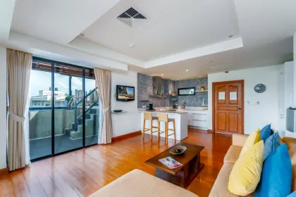 Condominio de lujo de 2 habitaciones con piscina cerca de la playa Surin