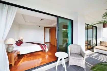 Condominio de lujo de 2 habitaciones con piscina cerca de la playa Surin