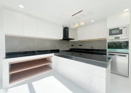 4-Bedroom 3-Bathroom Detached House in Chalong, Phuket