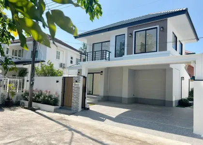 4-Bedroom 3-Bathroom Detached House in Chalong, Phuket