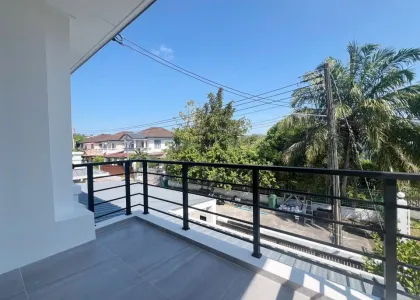 4-Bedroom 3-Bathroom Detached House in Chalong, Phuket