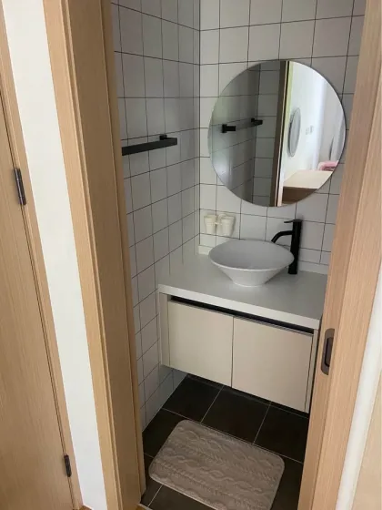 Apartamento Amueblado de 1 Habitación con Vista a la Montaña en Kamala