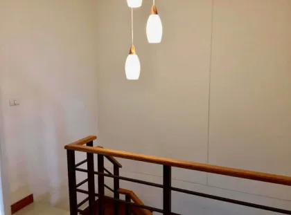 Casa adosada de 3 habitaciones y 2 baños en Prueksa Ville, Kathu - Cerca de Patong