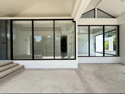 Villa rénovée 3 chambres avec piscine à vendre à Kohkaew, Phuket