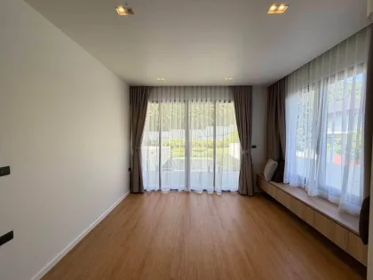 Luxuriöse 4-Zimmer-Villa mit Privatpool in Loch Palm Villas, Kathu