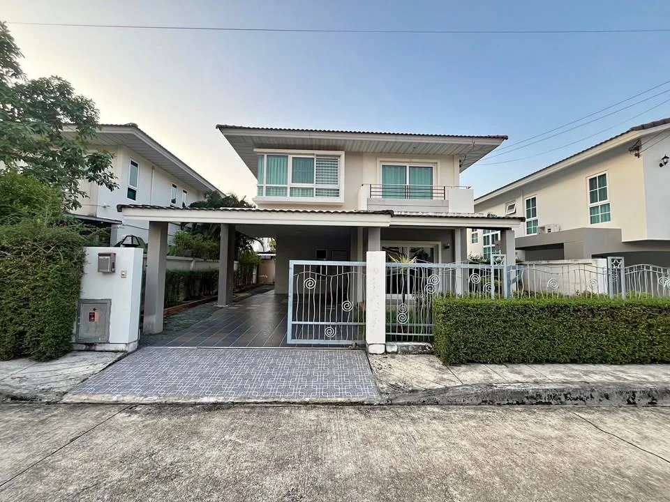 วิลล่าสมัยใหม่ 3 ห้องนอนสำหรับขายที่สุภาลัยลากูน, เกาะแก้ว