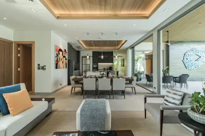 Luxuriöse 3-Schlafzimmer-Villa mit Privatpool in Pru Jampa, Phuket