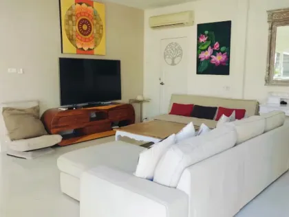 Villa privada de 3 dormitorios con piscina en Rawai