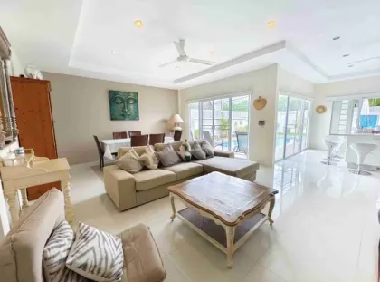 Villa privada de 3 dormitorios con piscina en Rawai