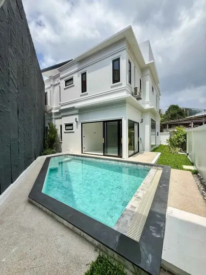 Newly Built 4-Bedroom Pool Villa in Songkhun Nabon Village, Chalong