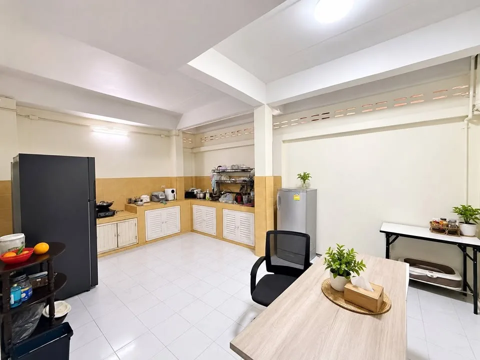 4-Zimmer, 3-Bad Wohnung in Srisuchart Bypass Village, Samkong, Phuket