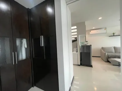 1-Zimmer Wohnung mit Privatpool in Kamala