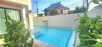 Villa individuelle 4 chambres avec piscine privée à Chalong