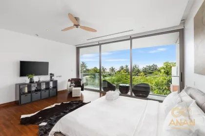 Appartement duplex de luxe 4 chambres avec piscine privée près de la plage de Naithon
