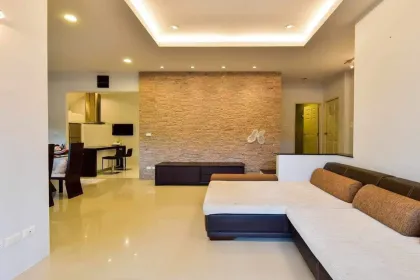 Вилла с 3 спальнями в продаже в Parichart Land & House Park, Чалонг