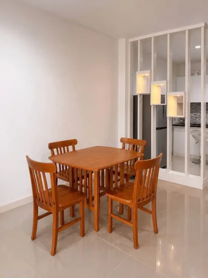 ทาวน์เฮ้าส์ 3 ห้องนอน ขนาดกว้างขวางในถลาง - หมู่บ้านสุชรี