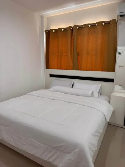 ทาวน์เฮ้าส์ 3 ห้องนอน ขนาดกว้างขวางในถลาง - หมู่บ้านสุชรี