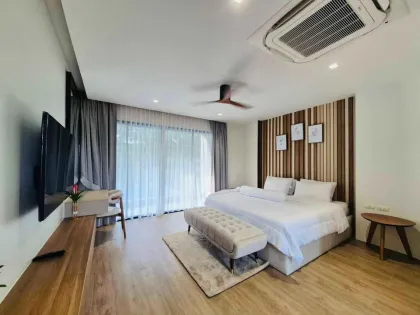 Modern 3-Bedroom Pool Villa in Bangjo, Cherngtalay