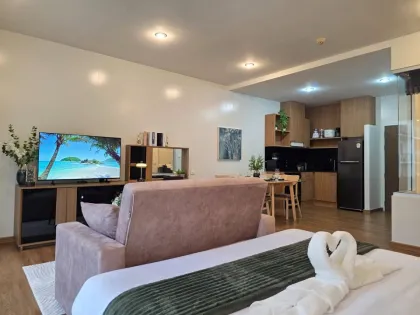 คอนโดรีโนเวทใหม่ 1 ห้องนอน 1 ห้องน้ำ ที่ Chic Condo กะรน