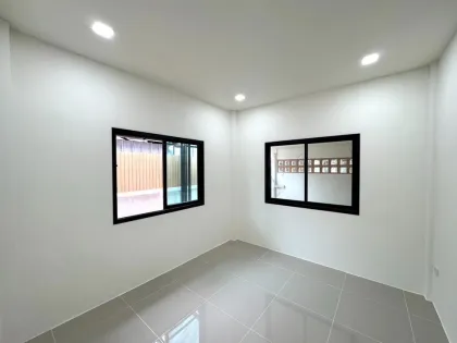 Villa rénovée de 3 chambres à Phuket Villa California, Wichit