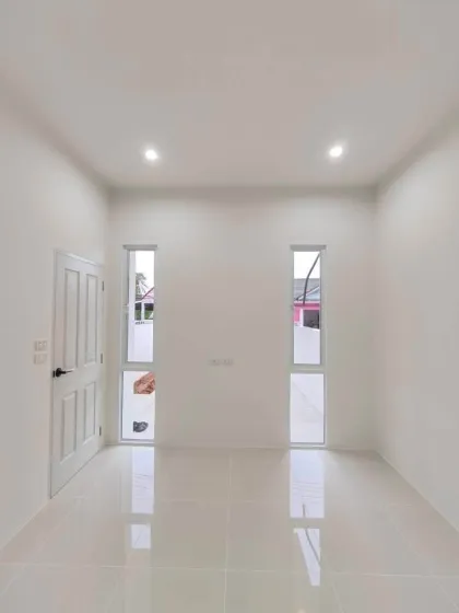3-Schlafzimmer, 3-Badezimmer Reihenhaus in Modern Life Chalong, Phuket