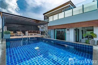 Stunning 2-Bedroom Sea View Condo in Surin Sabai, Phuket