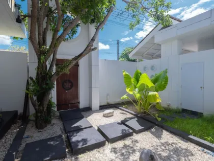 Villa de lujo tropical moderna en Mono Villas Chalong