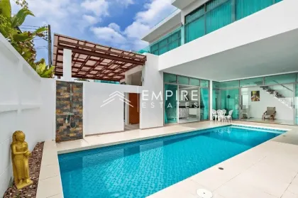 卡马拉海滩私人泳池豪华四卧别墅