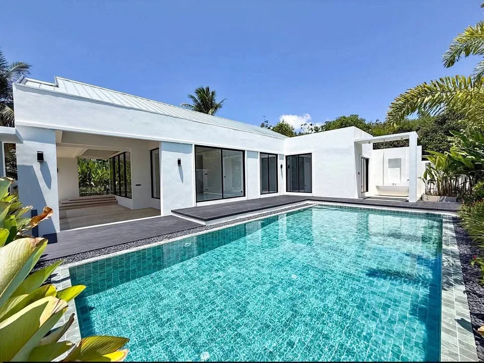 Villa rénovée 3 chambres avec piscine à Koh Kaew, Phuket