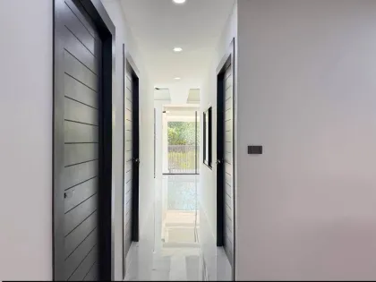 Villa rénovée 3 chambres avec piscine à Koh Kaew, Phuket