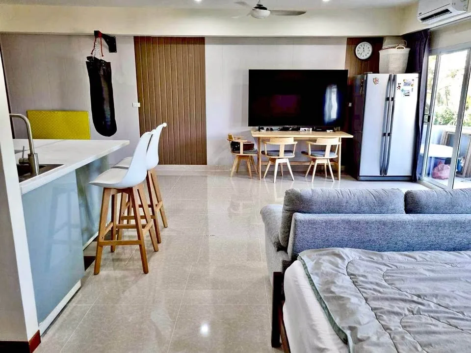 Apartamento de 1 dormitorio en venta en Golf View Condo, Kathu, Phuket
