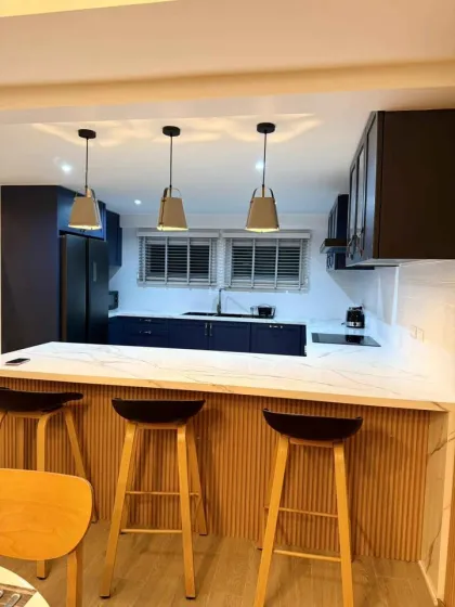Schöne moderne 4-Zimmer-Poolvilla in Rawai