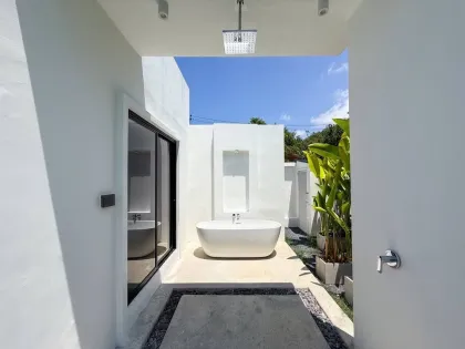 Villa 3 Chambres avec Piscine près de British International School Phuket
