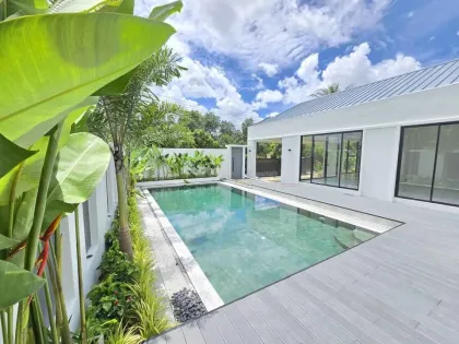 Роскошная вилла с 3 спальнями и бассейном рядом с BIS Phuket