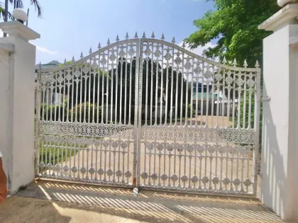 查龙区2莱土地6卧7卫含泳池别墅出售