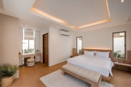 Luxusvilla mit 3 Schlafzimmern und 5 Bädern in Pasak, Phuket