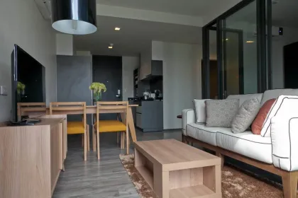 Апартамент с 2 спальнями и 2 ванными в The Deck Condo Patong