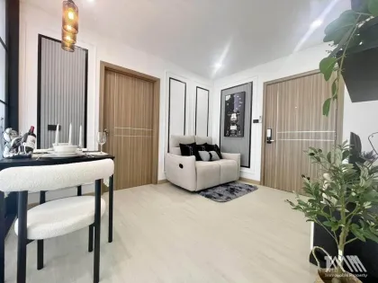 Appartement 2 Chambres à Vendre au The Royal Place Condominium, Kamala