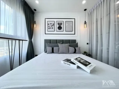 Appartement 2 Chambres à Vendre au The Royal Place Condominium, Kamala