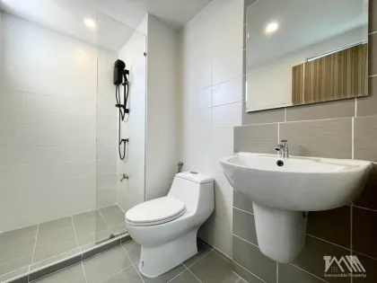 Appartement 2 Chambres à Vendre au The Royal Place Condominium, Kamala