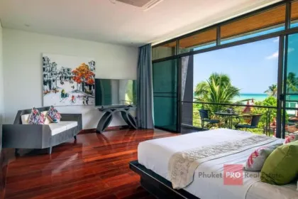 Beeindruckende 4-Schlafzimmer-Poolvilla mit Meerblick in Rawai