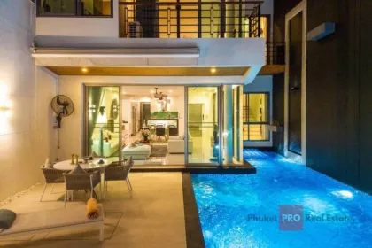 Beeindruckende 4-Schlafzimmer-Poolvilla mit Meerblick in Rawai