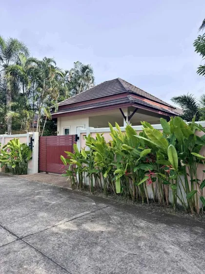 Villa 3 Chambres avec Piscine à Vendre à Rawai, Phuket