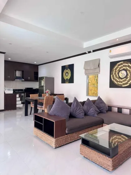 Villa 3 Chambres avec Piscine à Vendre à Rawai, Phuket