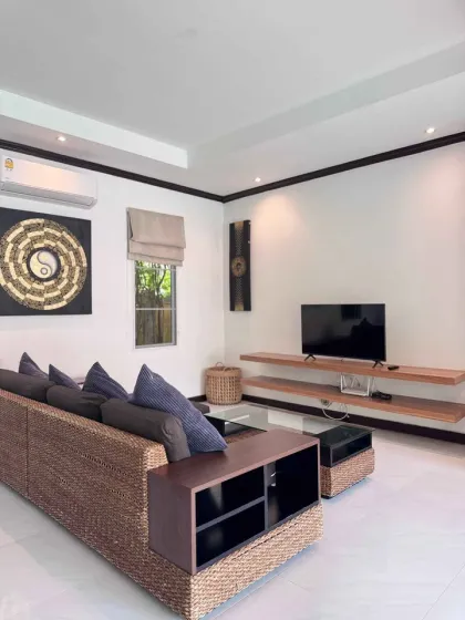Villa 3 Chambres avec Piscine à Vendre à Rawai, Phuket
