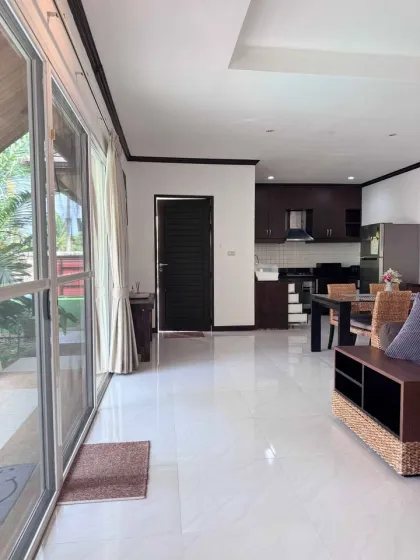 Villa 3 Chambres avec Piscine à Vendre à Rawai, Phuket