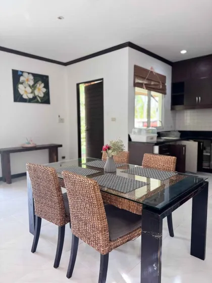 Villa 3 Chambres avec Piscine à Vendre à Rawai, Phuket