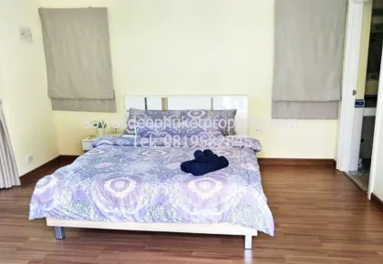 Villa en bord de mer avec piscine, 3 chambres et 4 salles de bain