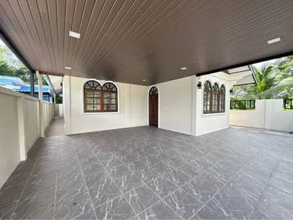 Geräumiges freistehendes 4-Schlafzimmer-Haus in Rawai, Phuket