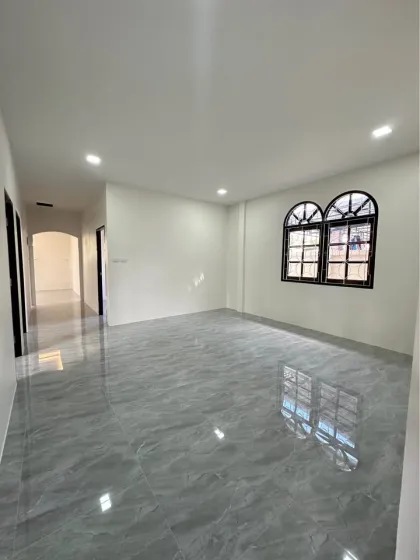 Geräumiges freistehendes 4-Schlafzimmer-Haus in Rawai, Phuket